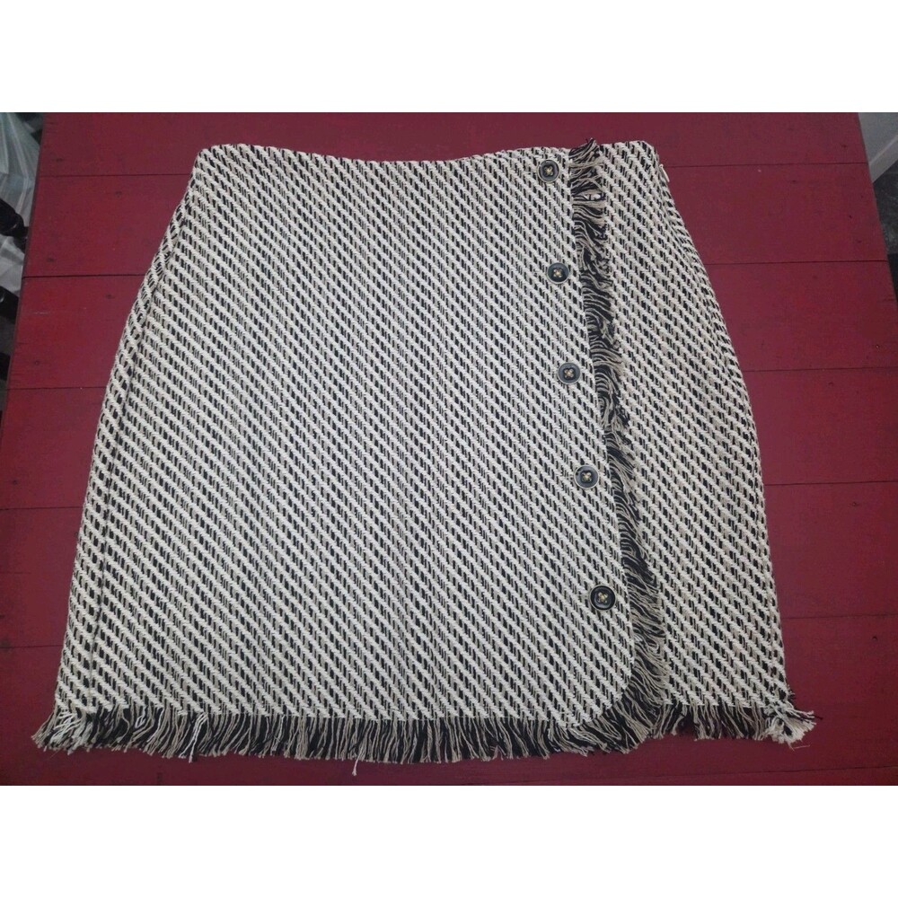 Spartina 449 Woven Fringe Button Wrap Skirt Size 8 Beige Black Tweed Mini